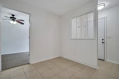 3 bed, 2.0 bath, 1428 sqft, $1,750 — Photo 2