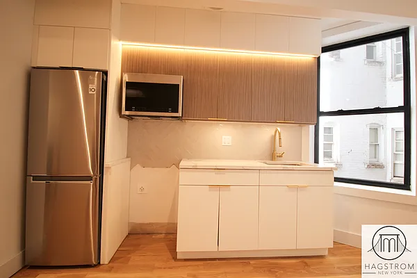 Rented by Hagstrom Management Inc | media 24