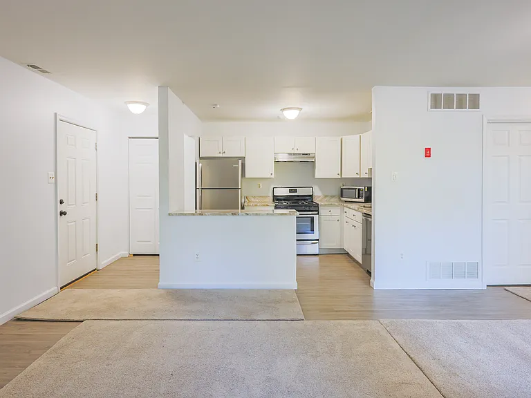 404 Diamond Dr #404 — Photo 17