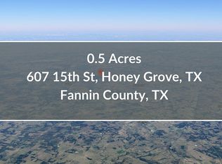 607 15th St, Honey Grove, TX 75446