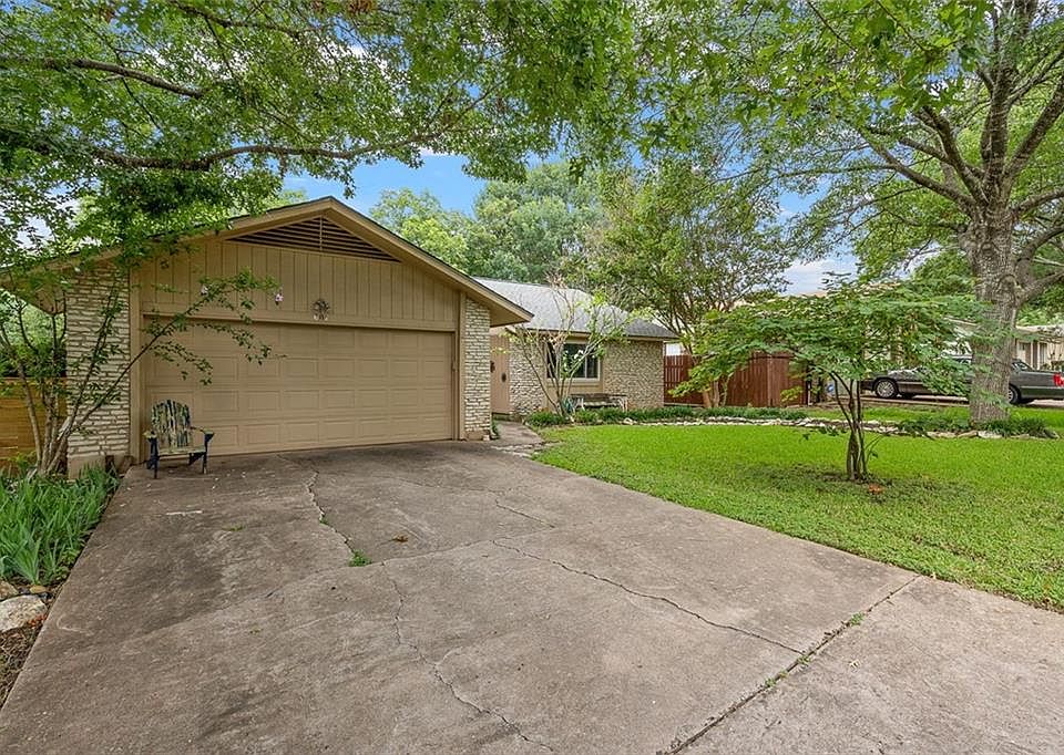 1st image of 607 Wagon Wheel Dr