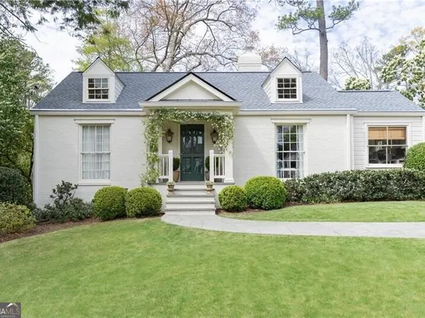 1922 Greystone Rd NW, Atlanta, GA 30318