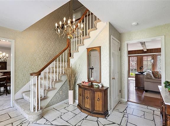 3rd image of 5209 W 83rd St