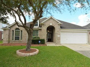 2528 Sunrise Harbor Ln, Pearland, TX 77584