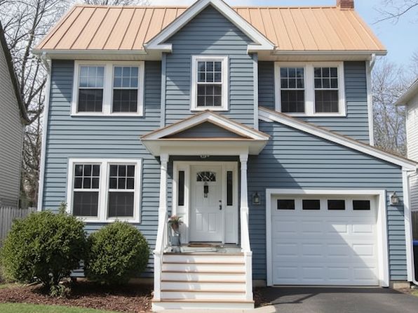 2004 K St