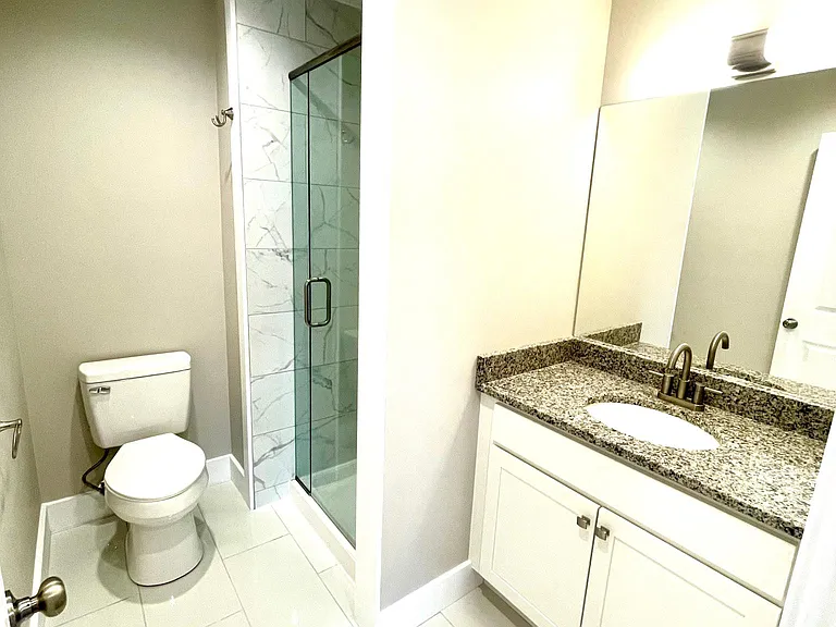 1416 Charleston Ave — Photo 12