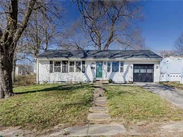 3500 N McCoy St, Independence, MO 64050