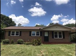 245 Shumaker Dr, Statesville, NC 28625
