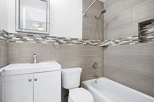 Rented by Compass | media 7