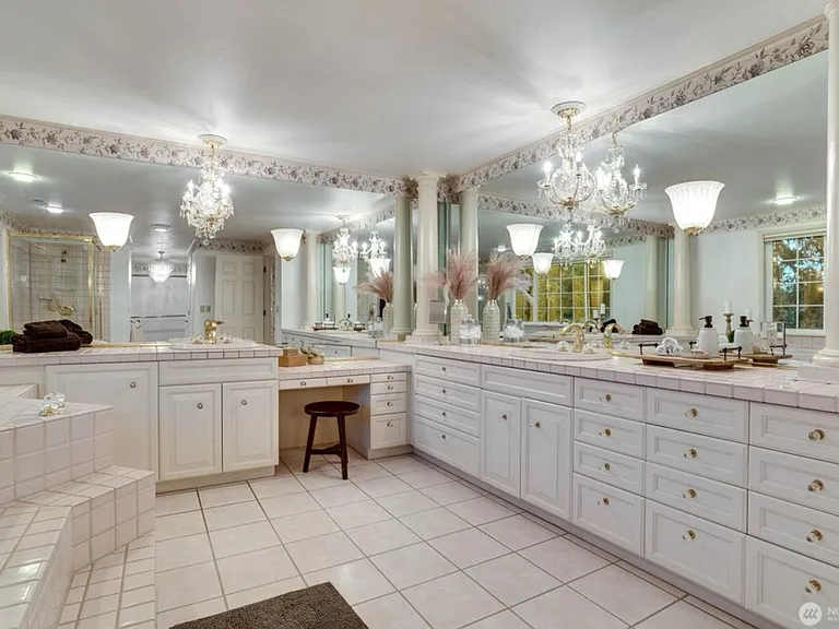24th Street Ct W — Photo 8
