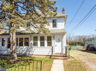 422 Madison Ave, Williamstown, NJ 08094