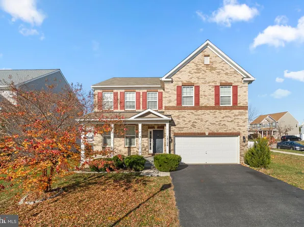 18126 Demon Deacon Ct, Hagerstown, MD 21740