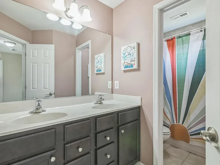 48 Ellison Ct — Photo 23