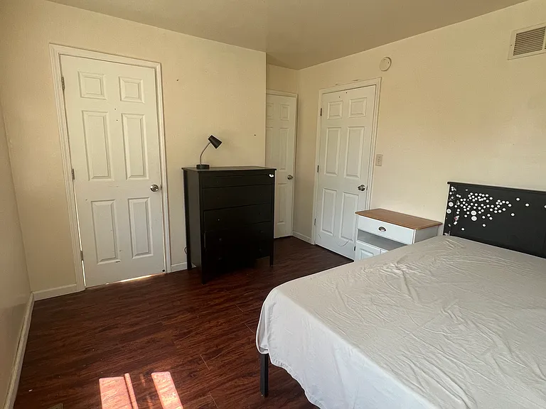 5145 Cypress St #2A — Photo 9
