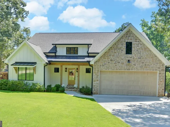 96 Barefoot Bay Rd, Hartwell, GA 30643