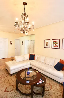 Sold by Remax City Square | media 6