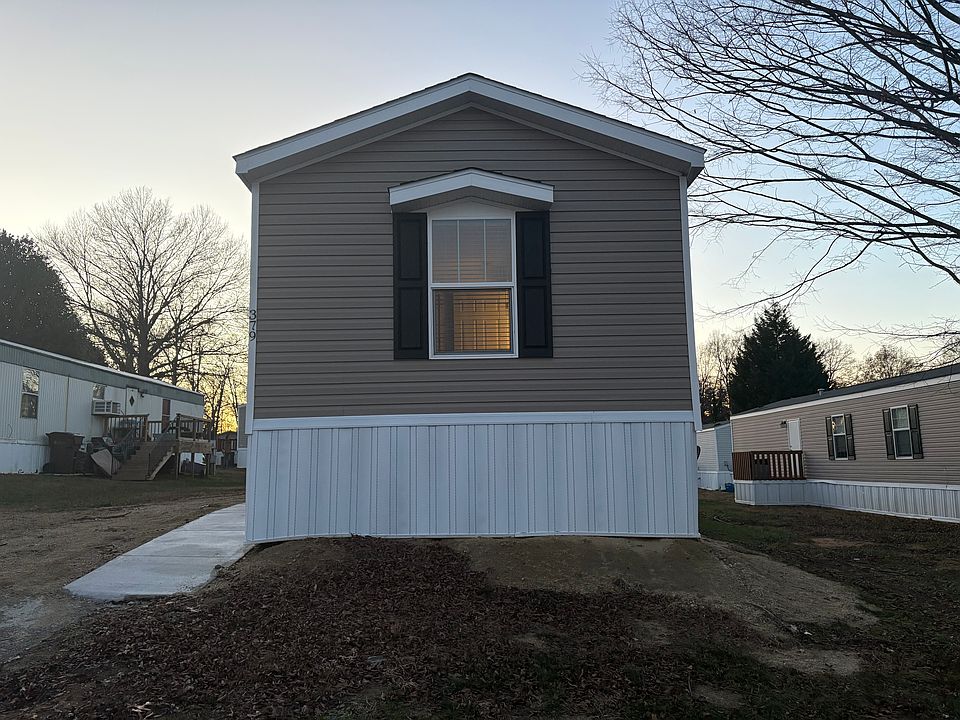 1st image of 379 Three Willows Ln