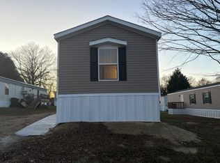 379 Three Willows Ln, Greensboro, NC 27405