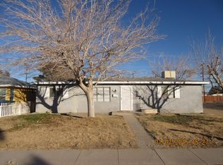 402 N Warner St, Ridgecrest, CA 93555