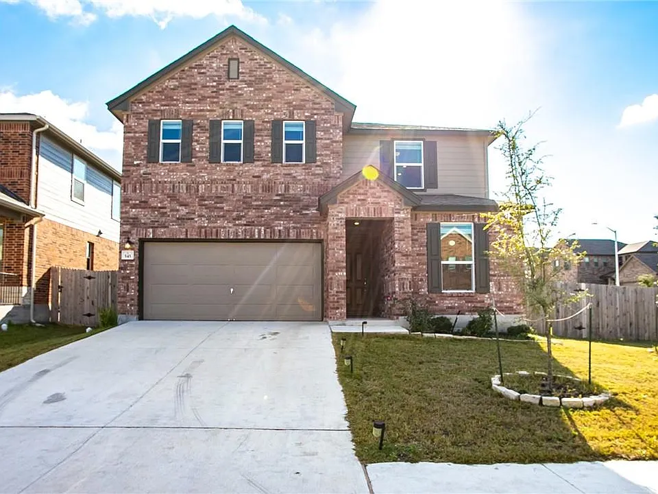 545 Ayinger Ln