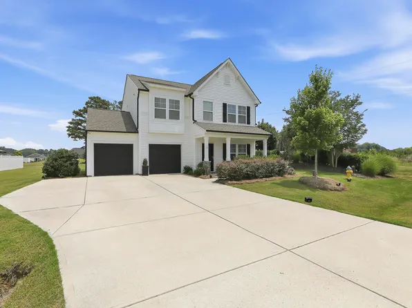 10 Arlie Ln, Lillington, NC 27546
