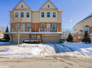 56722 Sunset Dr, Shelby Township, MI 48316