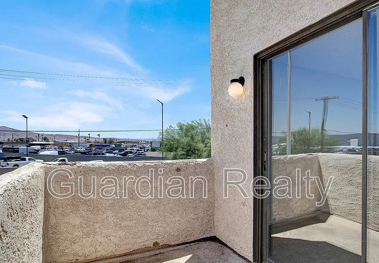 2639 Jacyra Ave — Photo 14