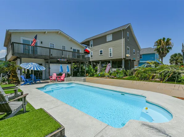 22112 Yoakum Dr, Galveston, TX 77554