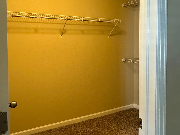 5608 Shamrock Hts — Photo 14