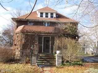 110 N Center St, Hartford, MI 49057