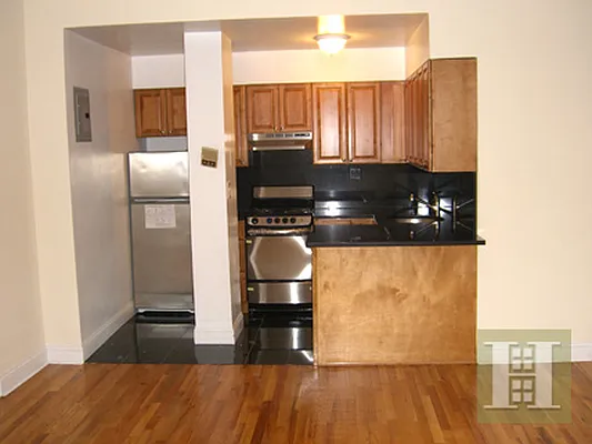 Rented by Halstead Real Estate | media 9