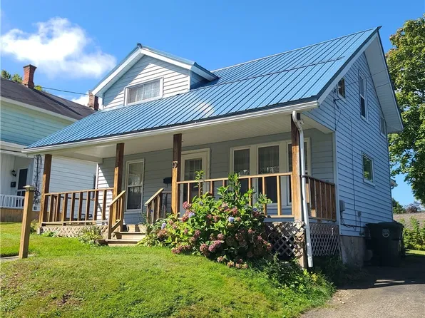 10 Chautauqua Ave, Jamestown, NY 14701