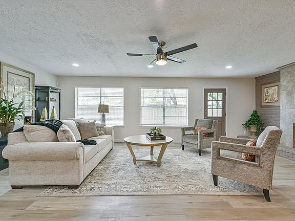 5th image of 16118 Blackhawk Blvd