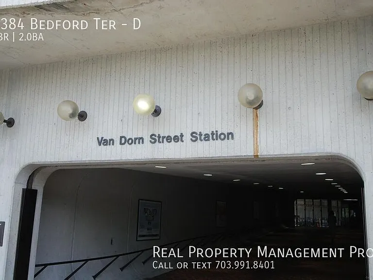 5384 Bedford Ter #D — Photo 31
