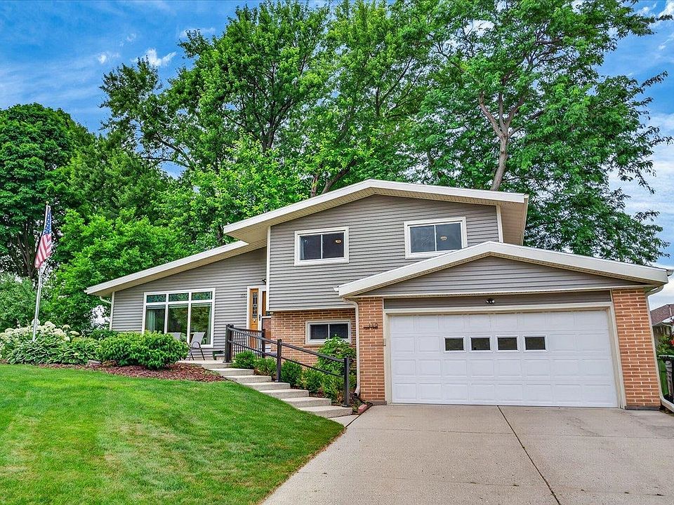 1st image of 110 Twin Ln