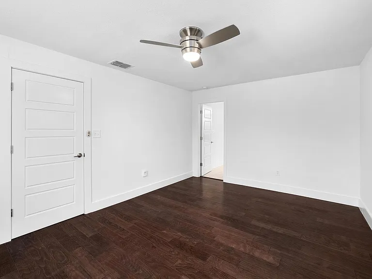 6414 Kenilworth Dr — Photo 11