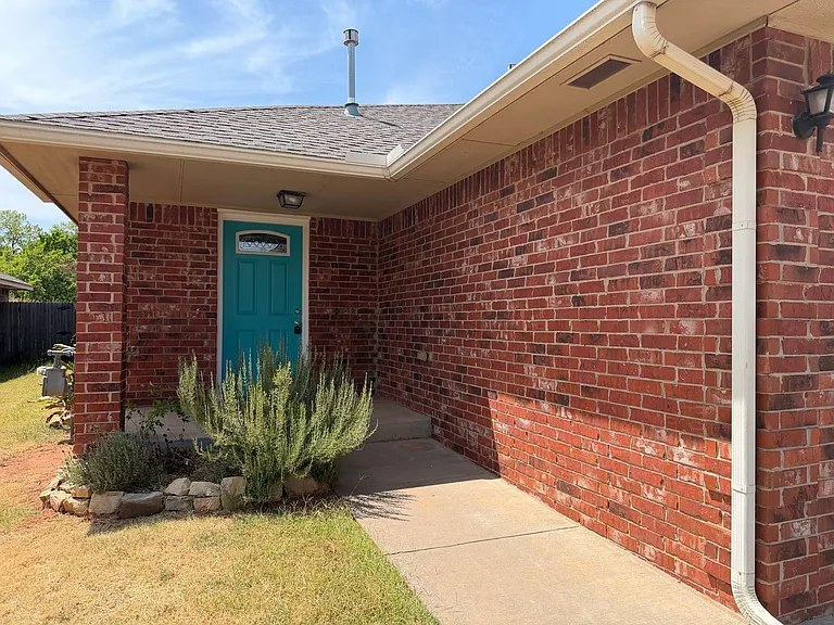 3517 Galatian Way — Photo 2