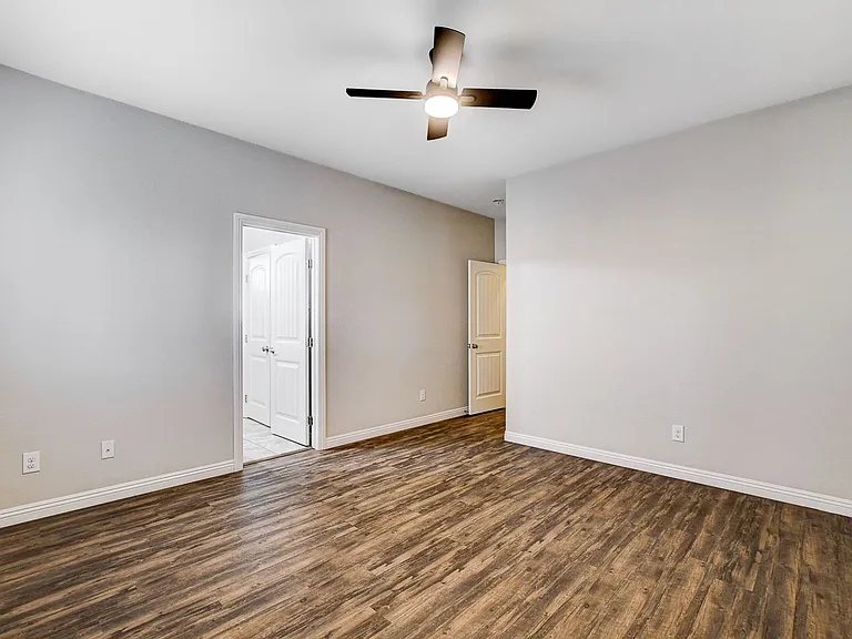 9634 Volk Ave — Photo 21