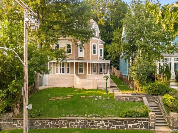512 Warburton Avenue, Yonkers, NY 10701
