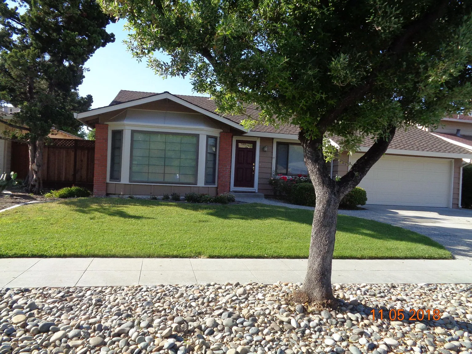 631 Curie Dr photo 1