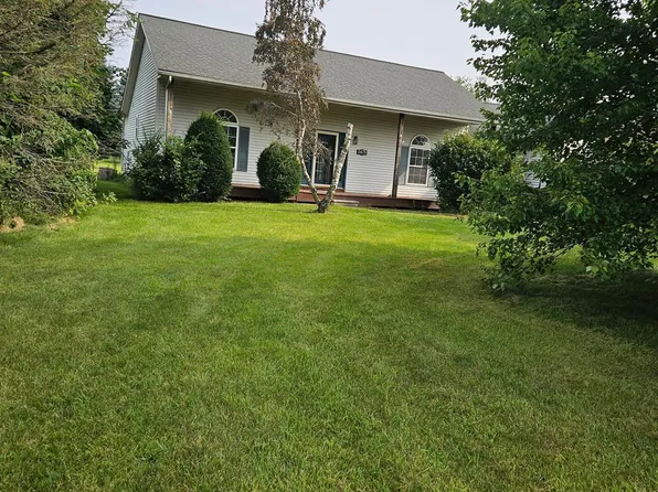 5675 Carter Ct, Howell, MI 48843