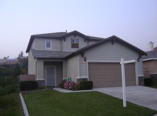 33088 Eagle Point Dr, Yucaipa, CA 92399