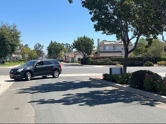 5th image of 940 E Bello Rd