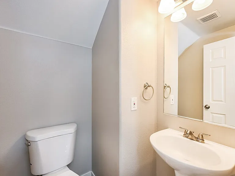 5864 Cape Hatteras Ct — Photo 16