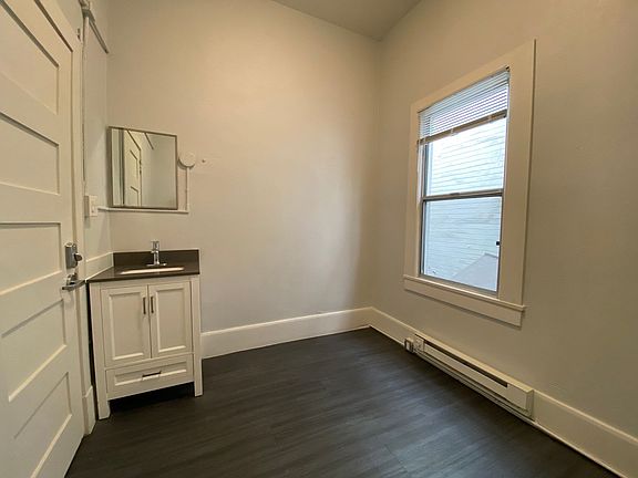 2nd image of 706 Kearny St #122