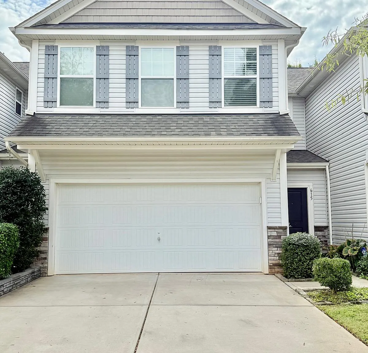 3 bed, 2.5 bath, 2239 sqft, $2,600 — Photo 1