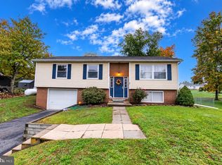 642 Hooker Dr, Gettysburg, PA 17325