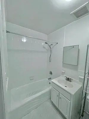 Rented by FRESH SPACES NYC | media 14