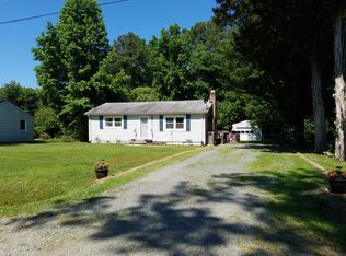 433 Rolando Dr, Colonial Beach, VA 22443