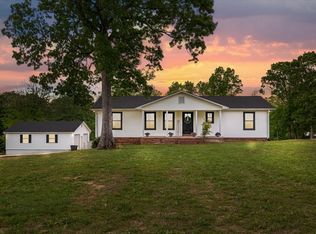 296 Lucas Ridge Ln, Waverly, TN 37185